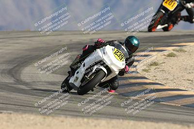 media/Nov-16-2025-Race Pace (Sun) [[8c5fa54630]]/Verified Riders/8-Turn 12 (120pm)/